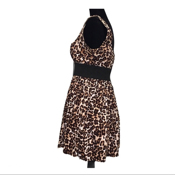 Necessary Objects Sleeveless Leopard Dress Medium - Picture 3 of 9